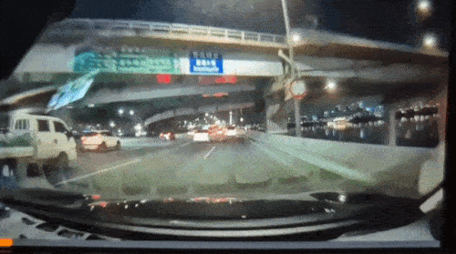 1772087464.gif