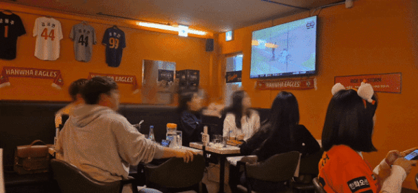 02.gif